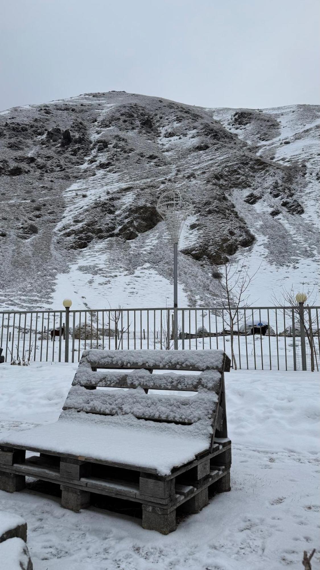 Januka Garden At Sno Villa Казбеги Екстериор снимка